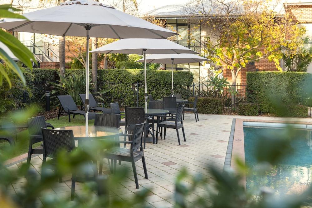 Quest Bunbury Aparthotel Exterior photo